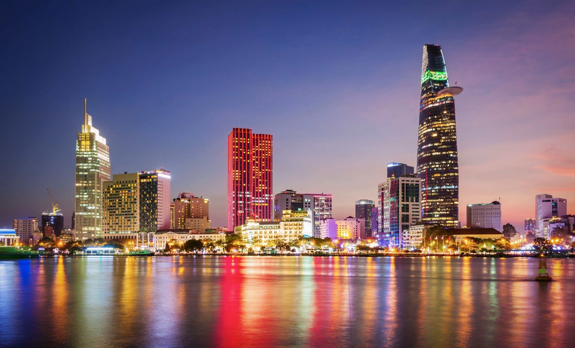 7-Day Private Luxury Vietnam Tour: Ho Chi Minh City, Hoi An & Hanoi
